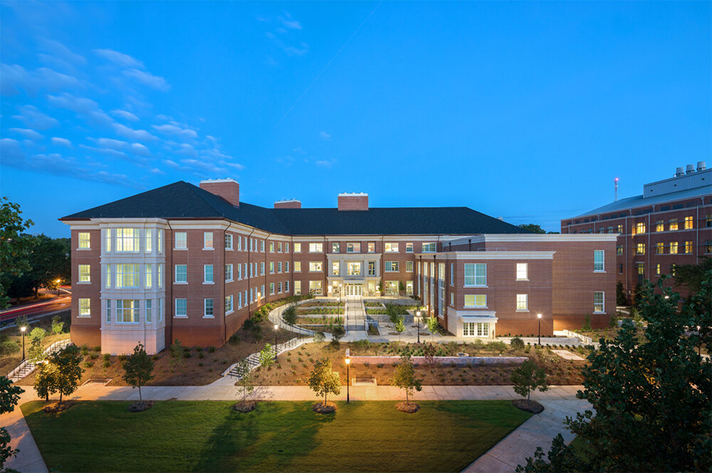 university-of-georgia-science-learning-center-landscape-performance